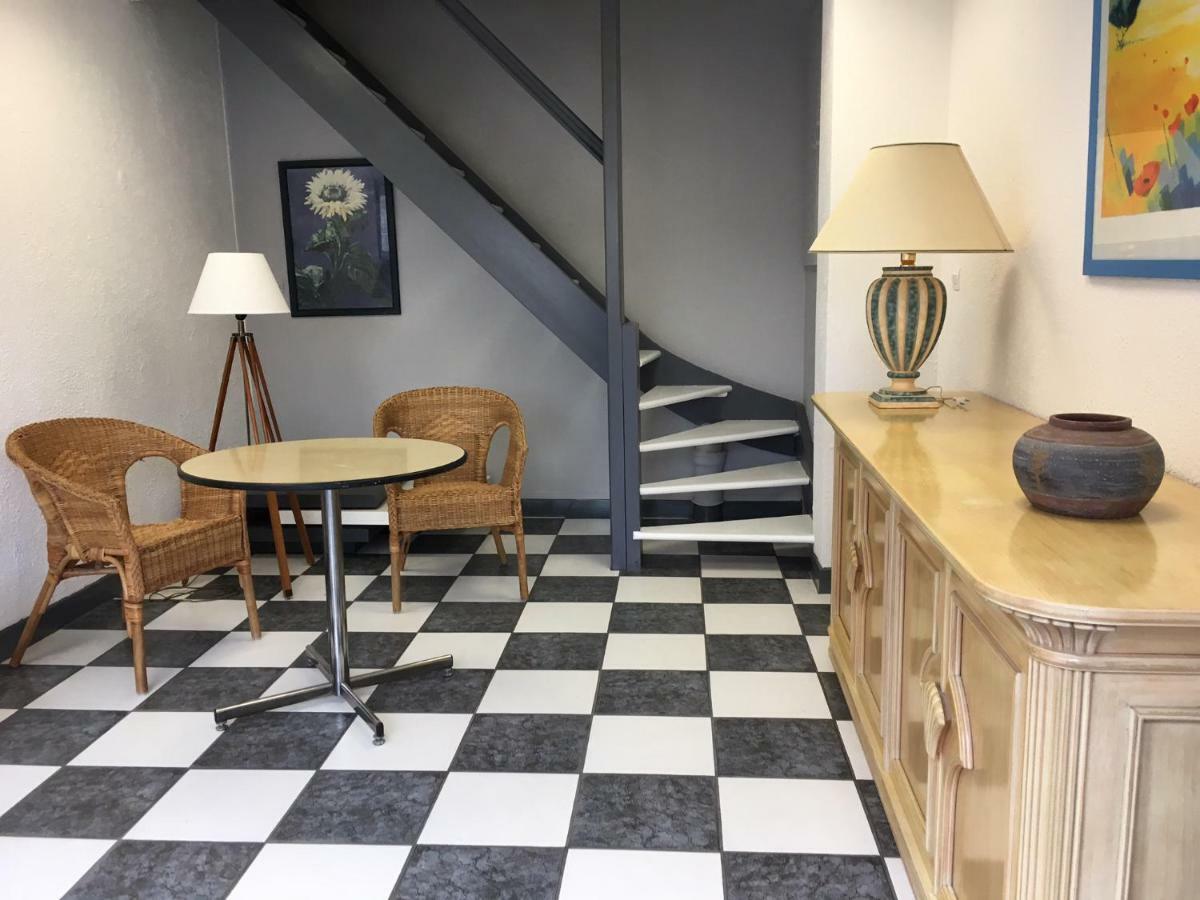 Le Clemenceau Apartment Peronne  Luaran gambar